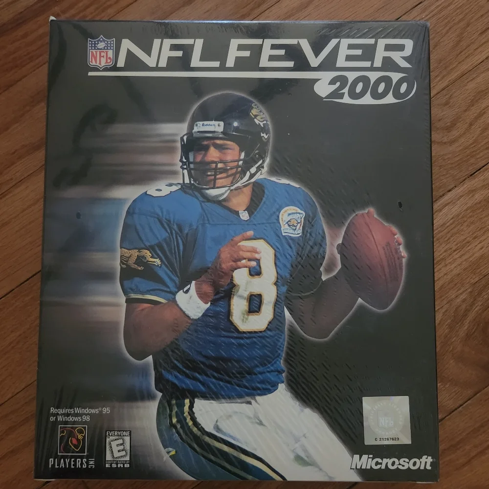 Vintage NWT Microsoft NFL FEVER 2000 PC Video Game